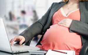 Grossesse au travail, pas toujours facile à gérer
