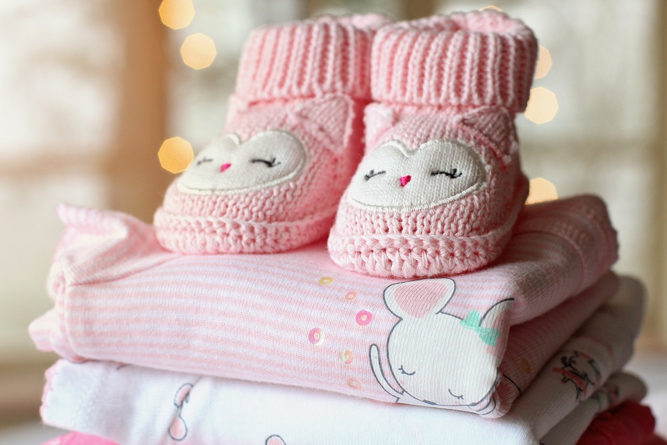 Trousseau de bébé né en hiver : les indispensables